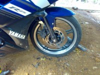 Blue Yamaha YZF R15 V2