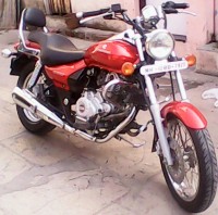 Red Bajaj Avenger 220 DTS-i