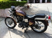 Burgandy Royal Enfield Lightning 535