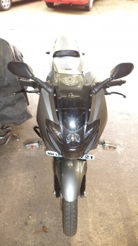 Silver Bajaj Pulsar 220 DTSFi