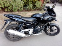 Black Bajaj Pulsar 220 DTSi