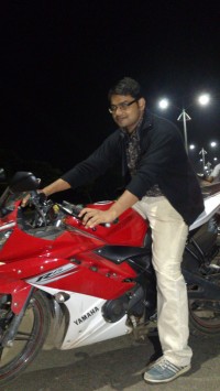 Red Yamaha YZF R15 V2