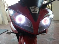 White/red Yamaha YZF R15 V2