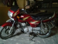 Red TVS Victor GL