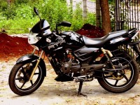 Black TVS Apache RTR 180