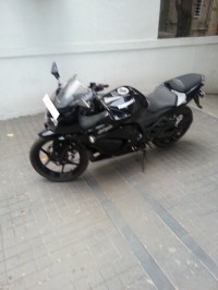 Black Kawasaki Ninja 250R