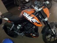 Orange KTM Duke 200