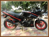 Black-red Kawasaki Ninja EX-500 (GPZ-500)