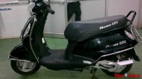 Black Suzuki Access 125