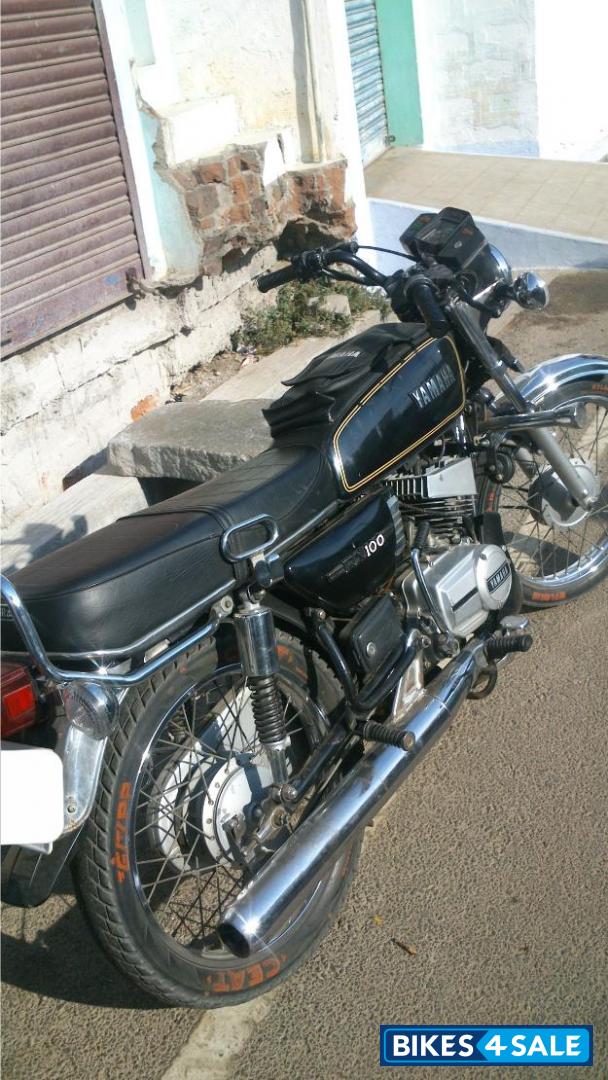 Black Yamaha RX 100