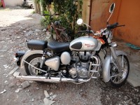 Silver Royal Enfield Classic 350