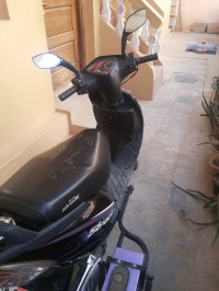 Gray And Purple TVS Scooty Streak