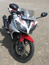 White/red Ltd Ed Moto Gp Yamaha YZF R15 V2