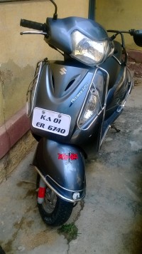 Gray Suzuki Access 125