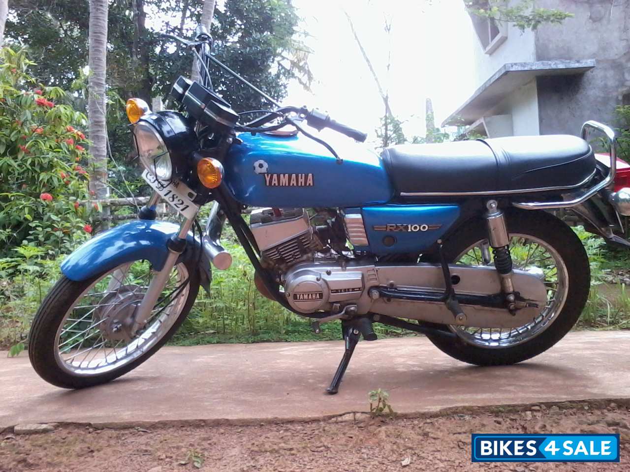 Blue Yamaha RX 100