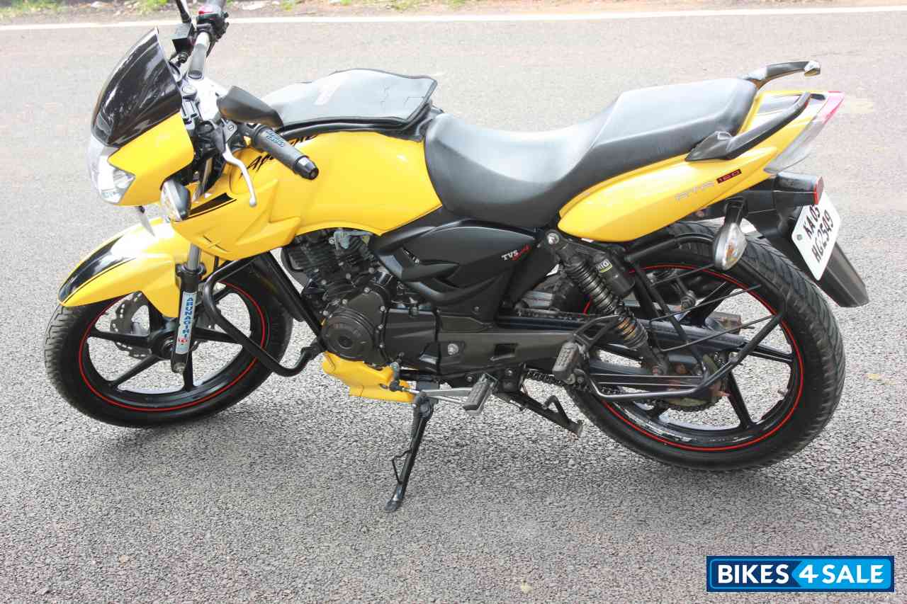 Yellow TVS Apache RTR 160 Yellow TVS Apache RTR 160