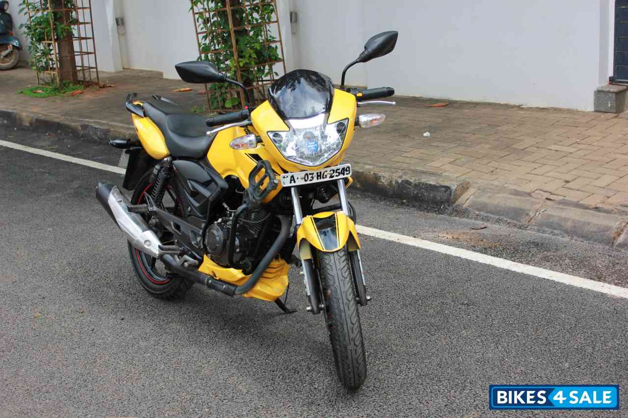 Yellow TVS Apache RTR 160 Yellow TVS Apache RTR 160