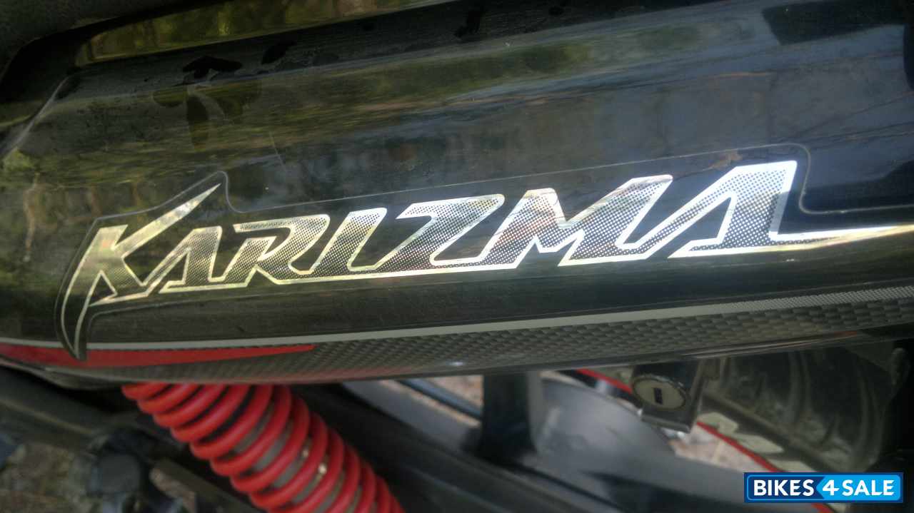 BODY KIT KARIZMA R NM WITHOUT PETROL TANK SET OF 12 (WHITE) ZADON-  Motorcycle Parts For Hero Honda KARIZMA R NM