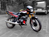 Black  Yamaha RXZ