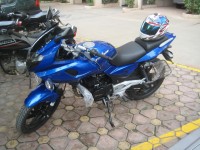 Blue Bajaj Pulsar 220 DTSi