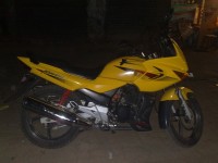 Yellow Hero Karizma R