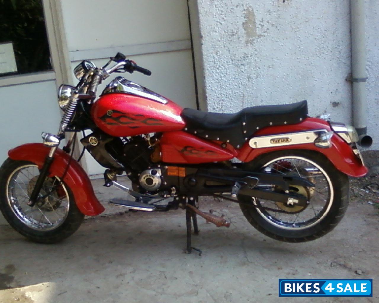 Mahindra Red Metalic Yamaha YBX