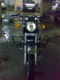 black Yamaha RD 350