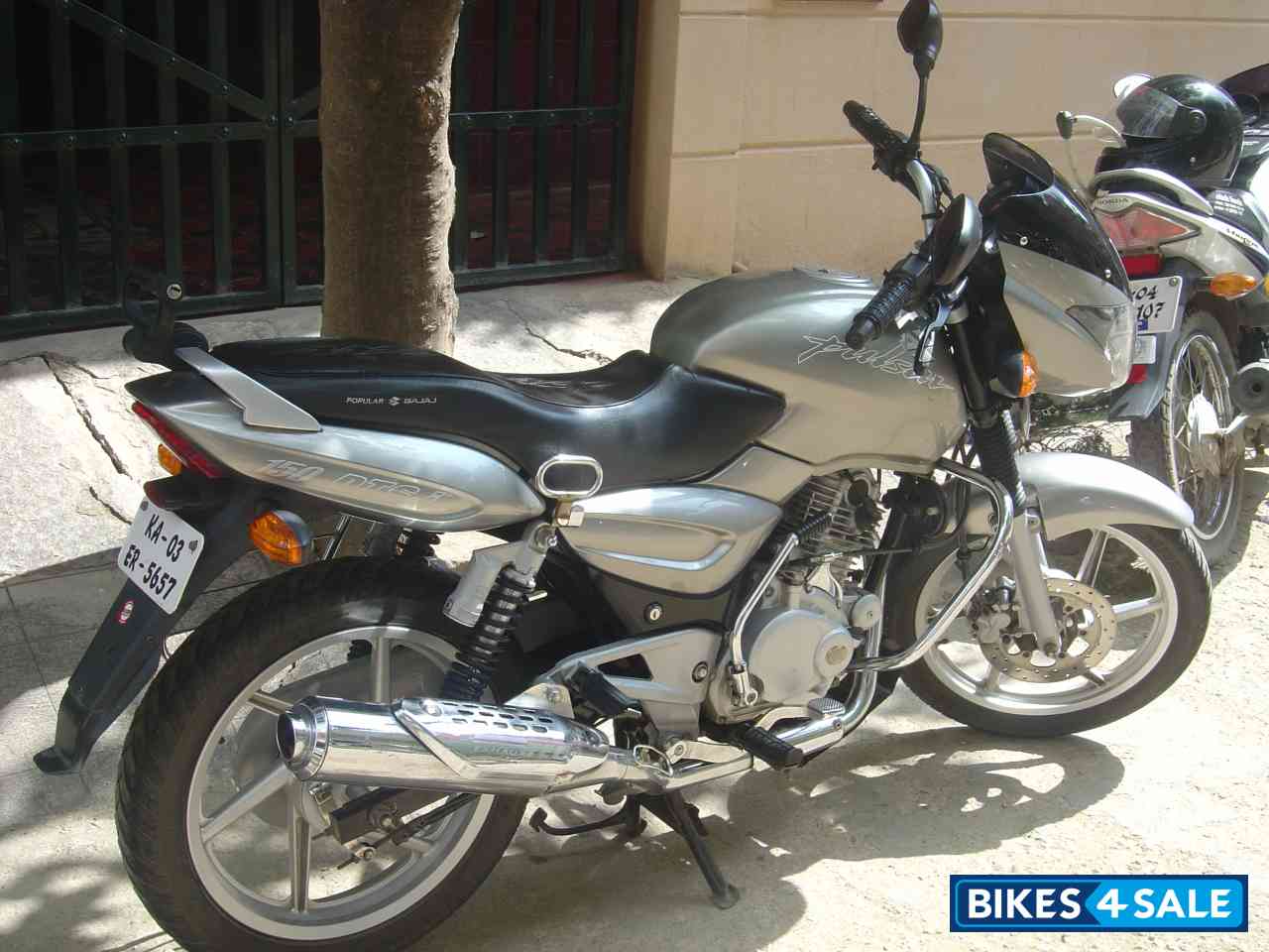 2005 model deals pulsar 150