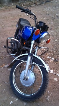 Blue Yamaha RD 350