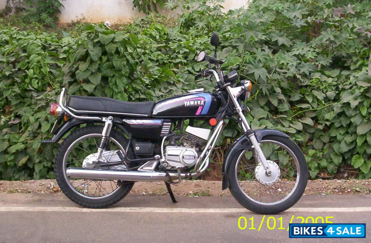 Used 1996 model Yamaha RX 135 for sale in Bangalore. ID 20006. Black