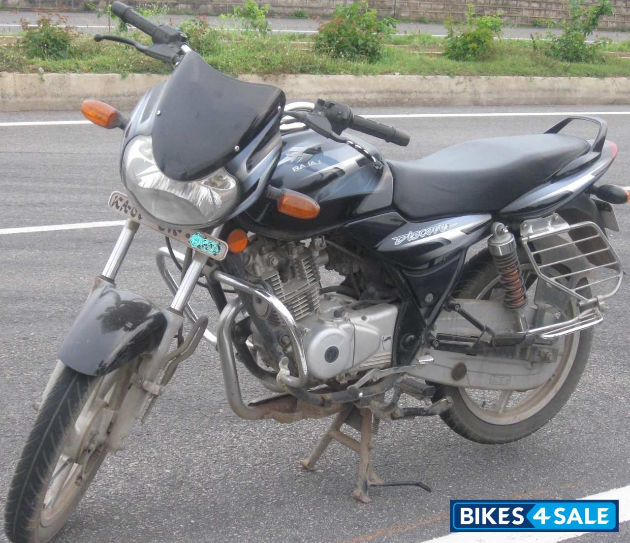 Used 2005 model Bajaj Discover DTSi 125 for sale in Bangalore. ID