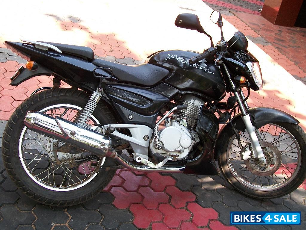 Pulsar store 2003 model