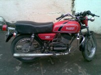 RED Yamaha RD 350