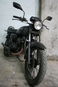 Dupont Matte Black Yamaha RX 135