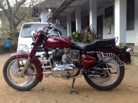 Chery Red Royal Enfield Bullet Standard 350