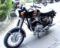 Black Ideal Jawa Yezdi RoadKing