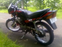 Black Yamaha RXZ