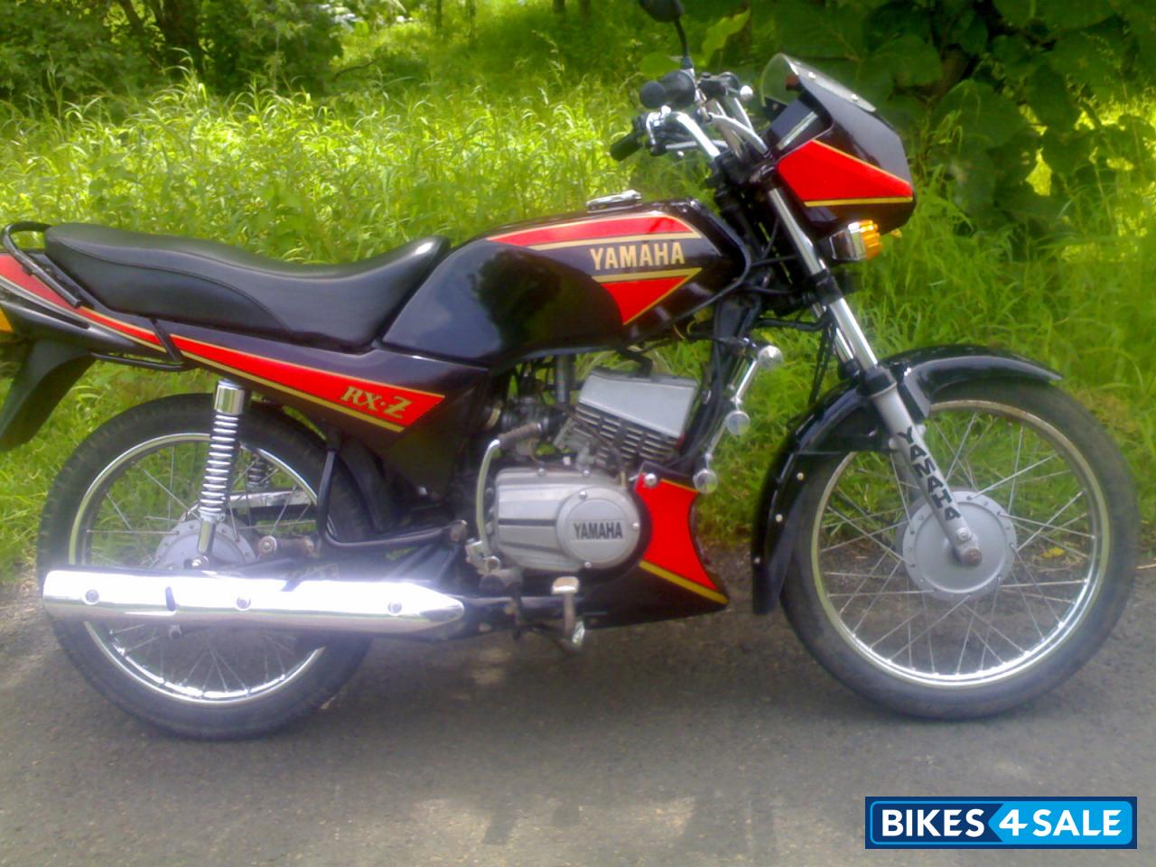 Used 1998 model Yamaha RXZ for sale in Akola. ID 24184. Black colour