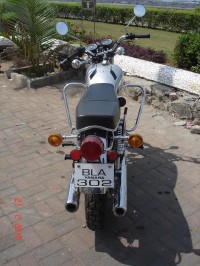 Silver Yamaha RD 350