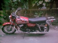 Red Yamaha RD 350