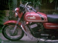 Red Yamaha RD 350