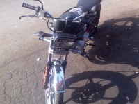 Black Yamaha RX 135