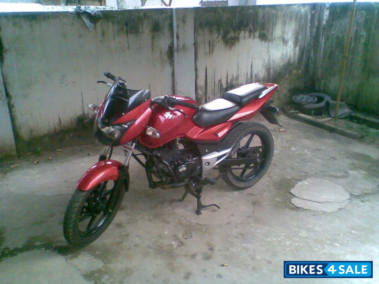 Red Bajaj Pulsar 180 DTSi