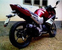 Red Yamaha Fazer