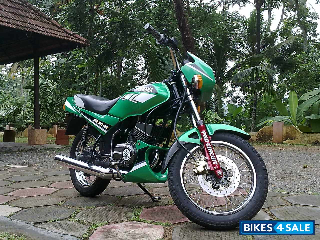 Green Yamaha RXZ