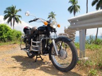 Black Royal Enfield Bullet Standard 350