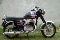 Black Ideal Jawa Yezdi Classic