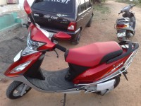 Red TVS Scooty Streak