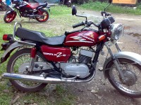 Red Yamaha Rajdoot