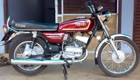 Red Yamaha RX 135